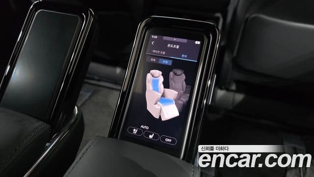 Toyota Alphard 2025 — ფოტო 19/20