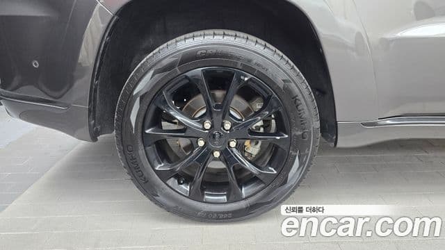 Jeep Grand Cherokee 2021 — Şəkil 5/20