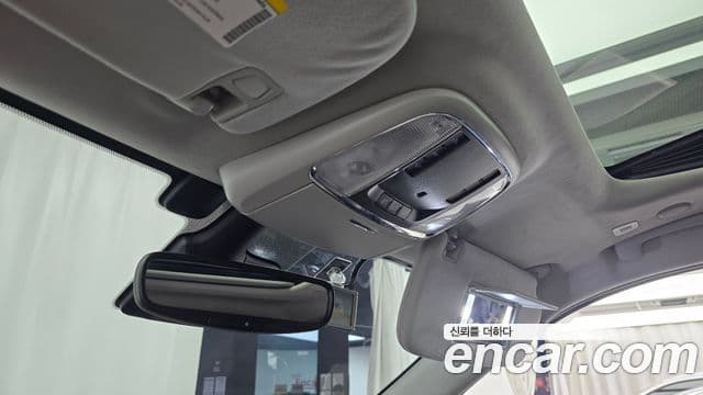 Jeep Grand Cherokee 2021 — Photo 20/32