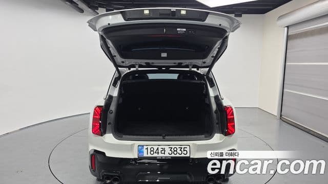 Mini Cooper S Countryman 2025 — фото 20 из 20