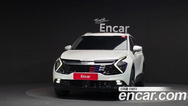 Kia Sportage 2022 — ფოტო 3/20