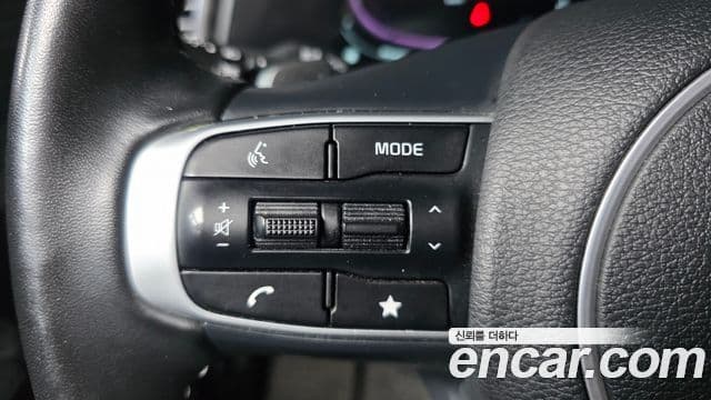 Kia Sportage 2022 — ფოტო 15/20