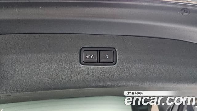 Genesis GV80 2023 — ფოტო 27/39