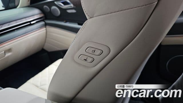 Genesis GV80 2023 — ფოტო 23/39