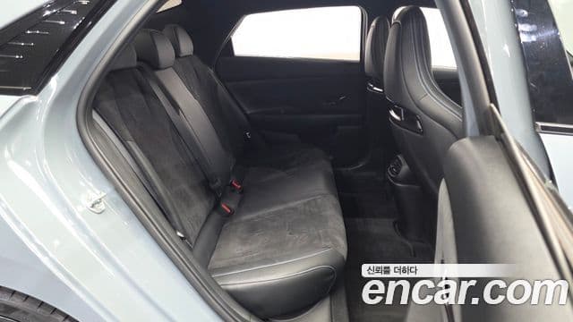 Hyundai Avante 2022 — ფოტო 11/20