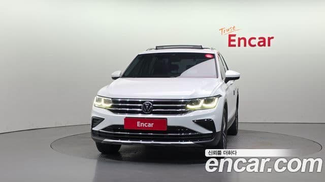 Volkswagen Tiguan 2022 — ფოტო 3/20