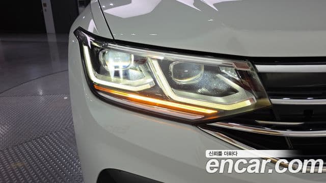 Volkswagen Tiguan 2022 — Photo 33/33