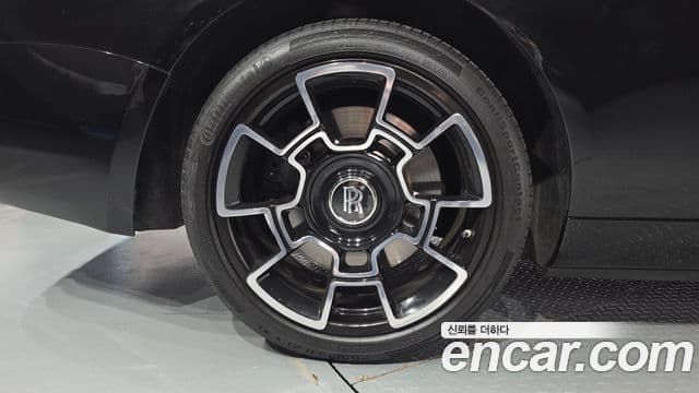 Rolls-Royce Dawn 2020 — ფოტო 5/20