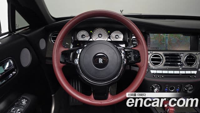 Rolls-Royce Dawn 2020 — ფოტო 14/20