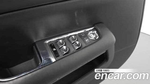 Rolls-Royce Dawn 2020 — Photo 10/36