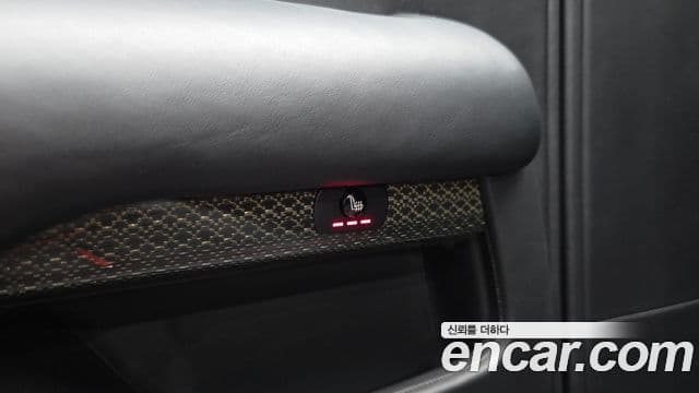 Rolls-Royce Dawn 2020 — Photo 23/36