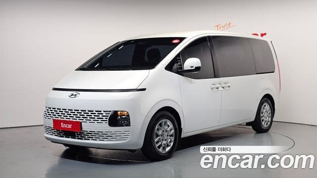 Hyundai Staria 2023 — Şəkil 1/20