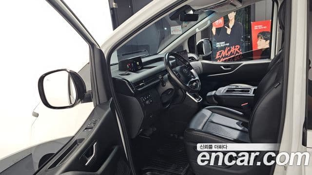 Hyundai Staria 2023 — Şəkil 10/20