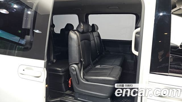 Hyundai Staria 2023 — Şəkil 12/20