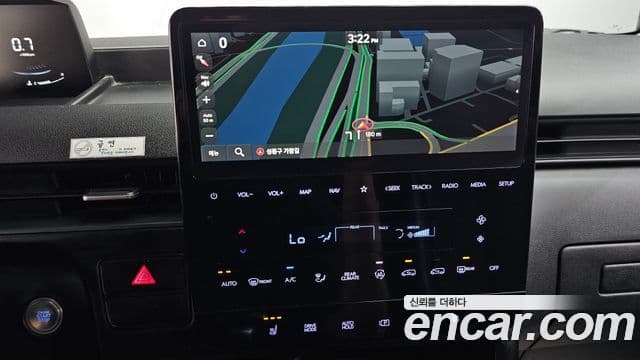 Hyundai Staria 2023 — Şəkil 14/20