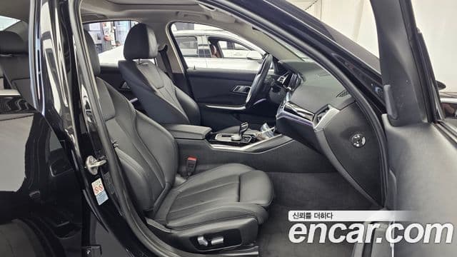 BMW 3 Series 2021 — ფოტო 11/20