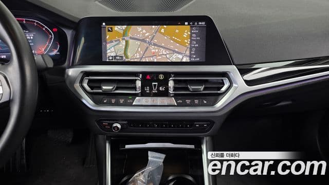 BMW 3 Series 2021 — ფოტო 14/20