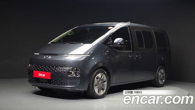 Hyundai Staria 2023 — Фото 1/20