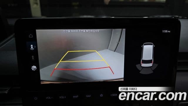 Hyundai Staria 2023 — Фото 16/20