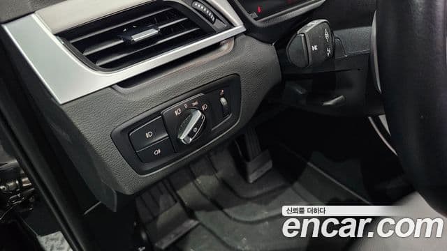 BMW X1 2020 — ფოტო 19/20
