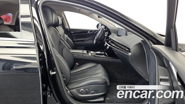 Genesis Electrified G80 2020 — Şəkil 11/20