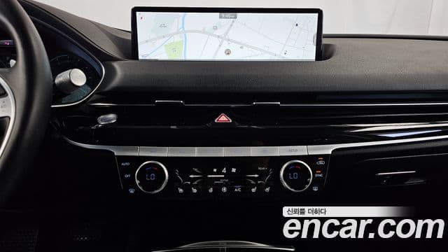 Genesis Electrified G80 2020 — Şəkil 14/20