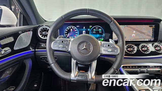 Mercedes-Benz AMG GT 2019 — Фото 13/20