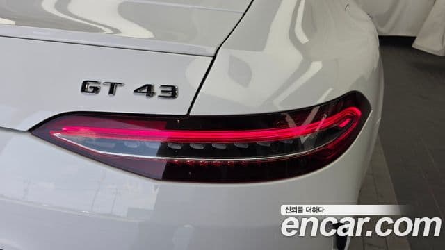 Mercedes-Benz AMG GT 2019 — Şəkil 16/31