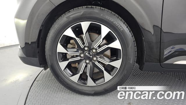 Kia Carnival 2022 — ფოტო 4/20