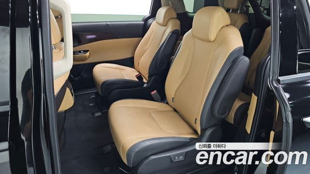 Kia Carnival 2022 — Şəkil 11/20