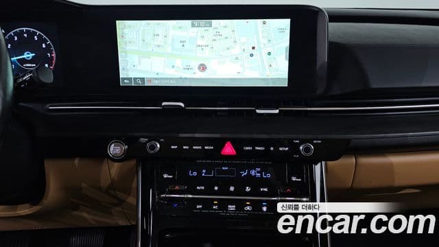 Kia Carnival 2022 — ფოტო 14/20