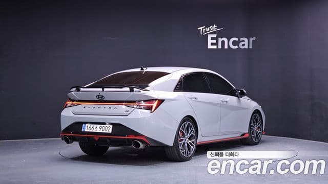 Hyundai Avante 2022 — Фото 1/20
