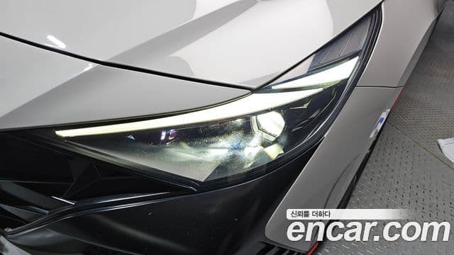 Hyundai The New Avante Hybrid 2022 — Şəkil 18/33