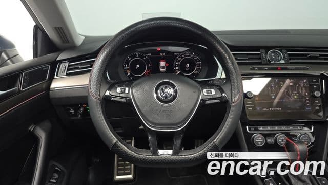 Volkswagen Arteon 2019 — Şəkil 13/20