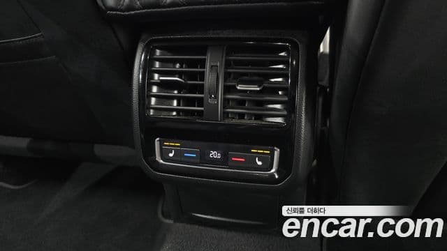Volkswagen Arteon 2019 — Şəkil 19/20
