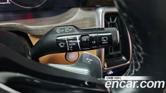 Kia Sorento 2020 — Фото 18/20