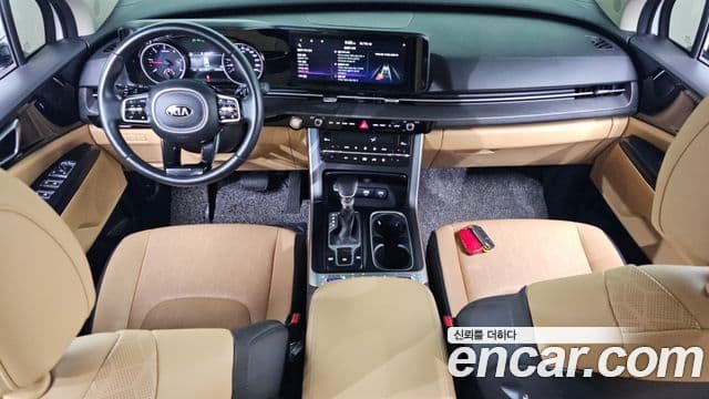 Kia Carnival 2021 — Фото 7/20