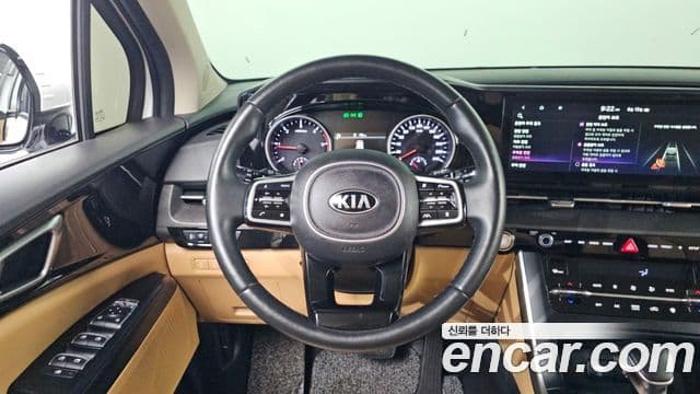 Kia Carnival 2021 — Фото 13/20