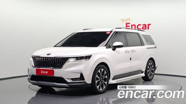 Kia Carnival 2021 — Фото 1/20