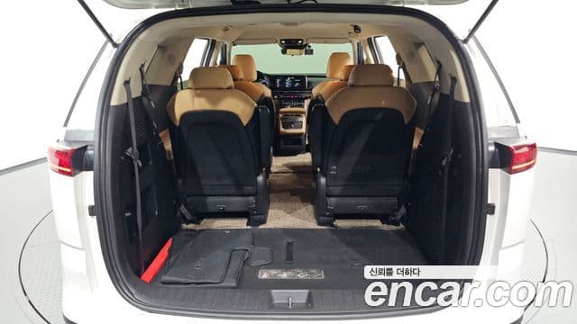 Kia Carnival 2021 — Фото 20/20