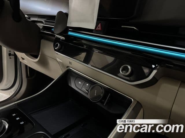 Kia Carnival 2024 — Photo 13/16