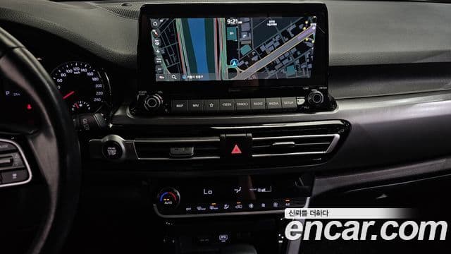 Kia Seltos 2021 — ფოტო 14/20