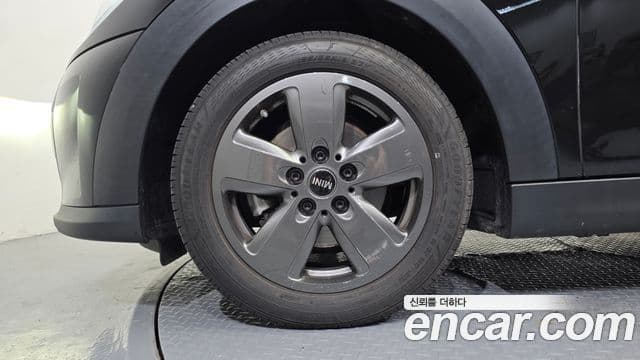 Mini Cooper 2023 — Şəkil 22/30