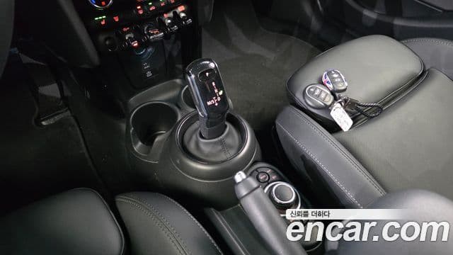 Mini Cooper 2023 — Şəkil 19/30