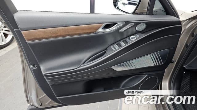 Genesis G80 2020 — Şəkil 12/35