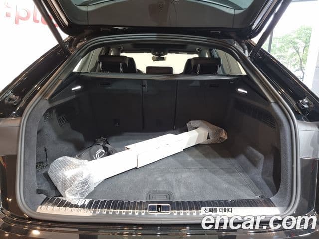 Audi Q7 2024 — ფოტო 20/20