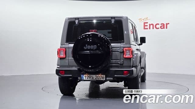 Jeep Wrangler 2021 — Şəkil 3/20