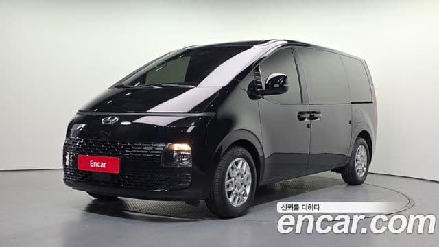 Hyundai Staria 2023 — ფოტო 1/20