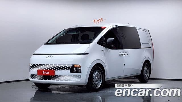 Hyundai Staria 2022 — ფოტო 1/20