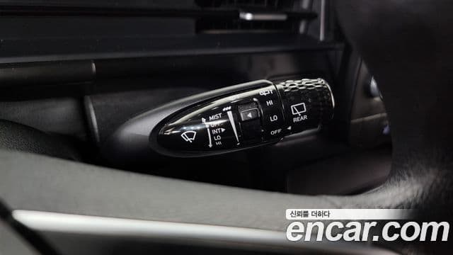 Hyundai Staria 2022 — ფოტო 19/20